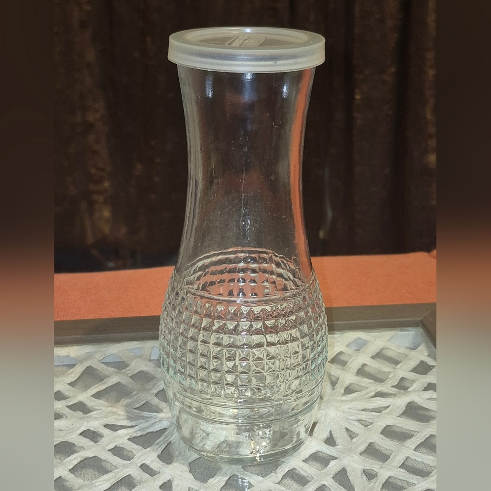Good seasons cruet shaker w/v measure lines Diamond Glass Hobnail w/clear lid